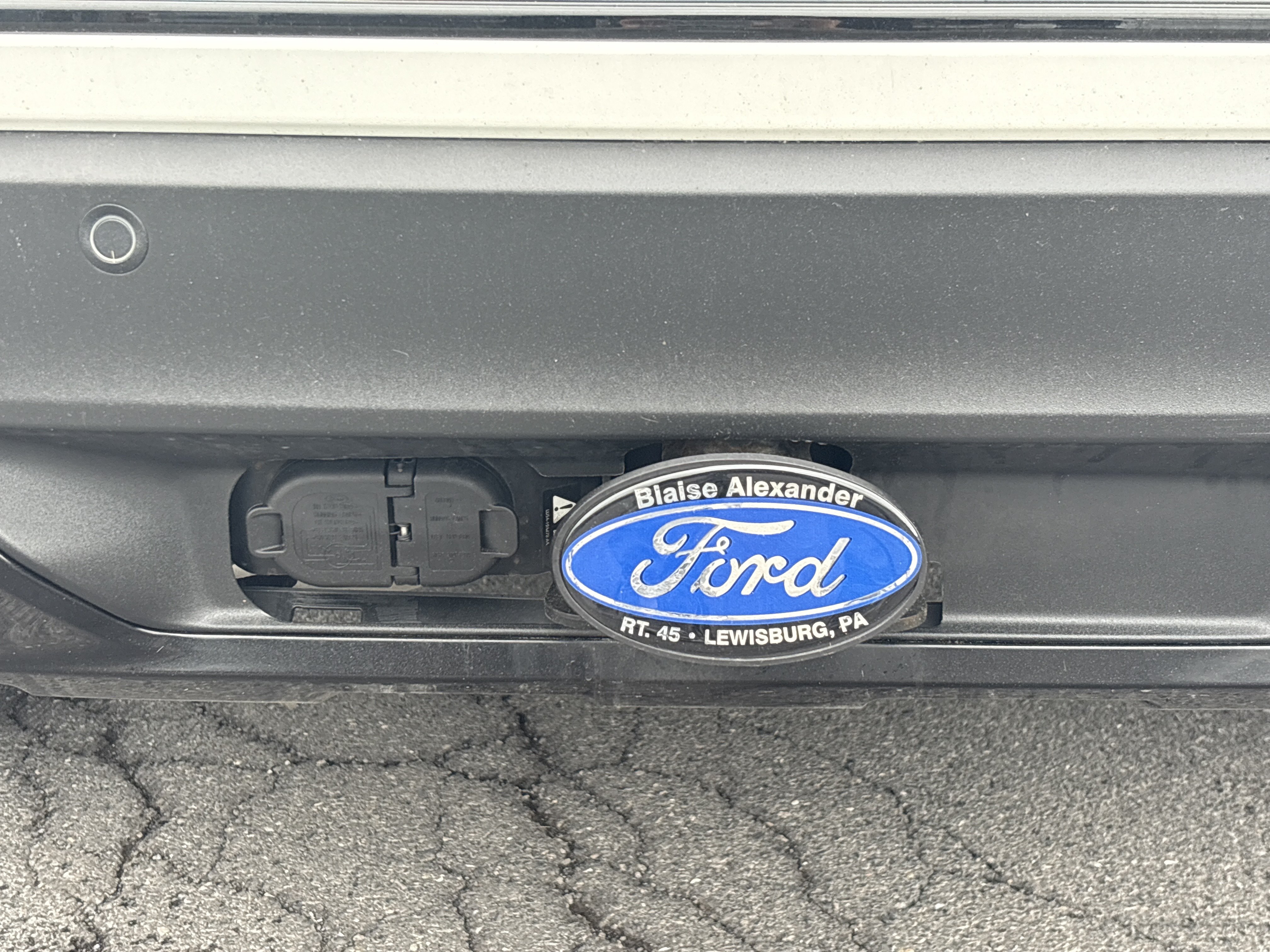 Used 2023 Ford Explorer ST-Line w/ Class IV Trailer Tow Package AWD/4WD image 7