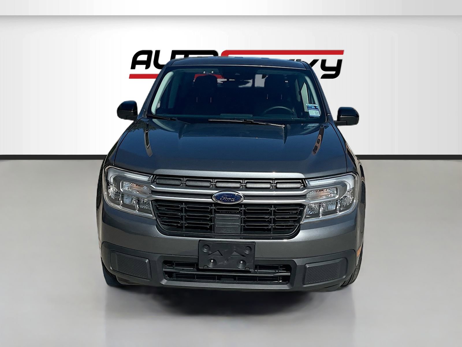 Used 2024 Ford Maverick Lariat AWD/4WD image 2