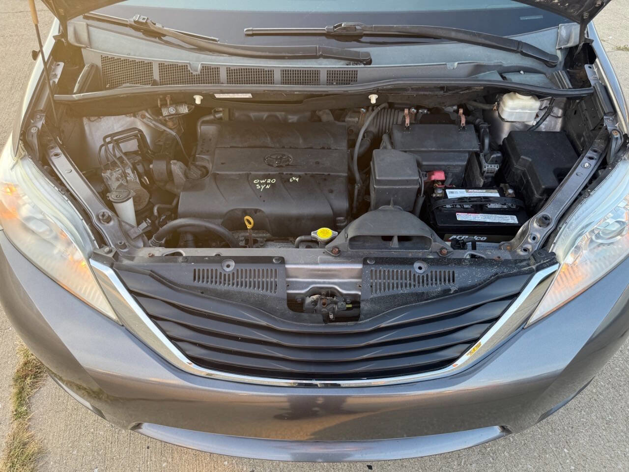 Used 2011 Toyota Sienna LE image 22