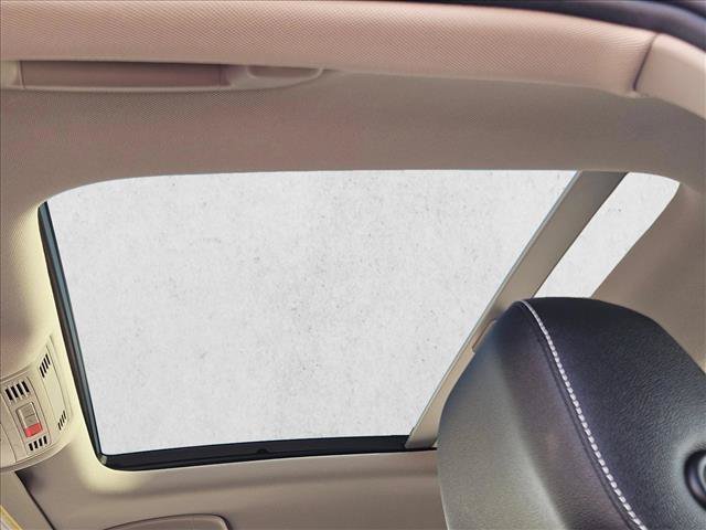 Used 2023 Volkswagen Jetta SE w/ Panoramic Sunroof Package FWD image 14