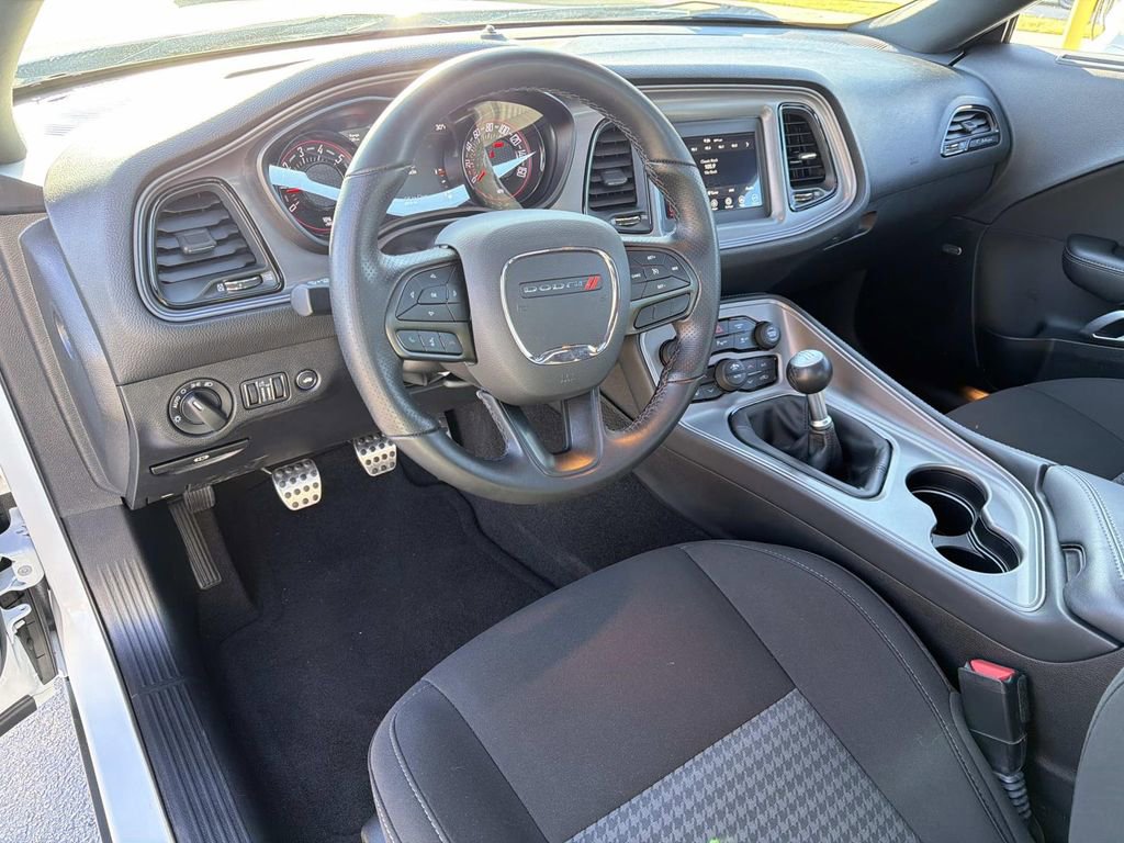 Used 2023 Dodge Challenger R/T w/ Blacktop Package image 20