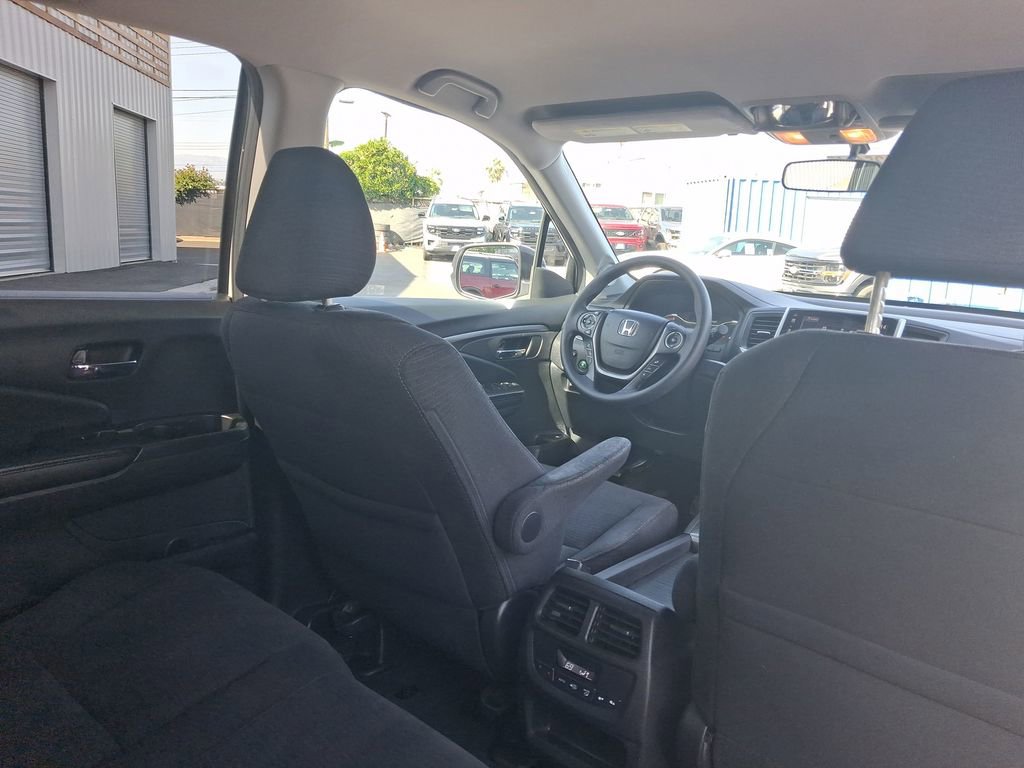 Used 2018 Honda Pilot EX image 32