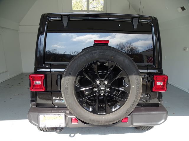 Certified 2025 Jeep Wrangler Unlimited Sahara image 19