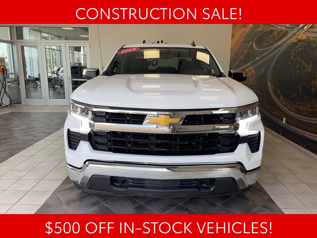 Used 2024 Chevrolet Silverado 1500 LT AWD/4WD image 3