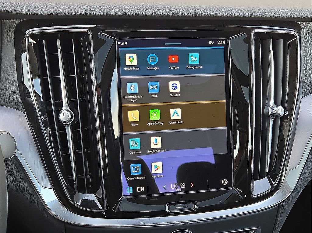 Certified 2024 Volvo S60 B5 Core image 28