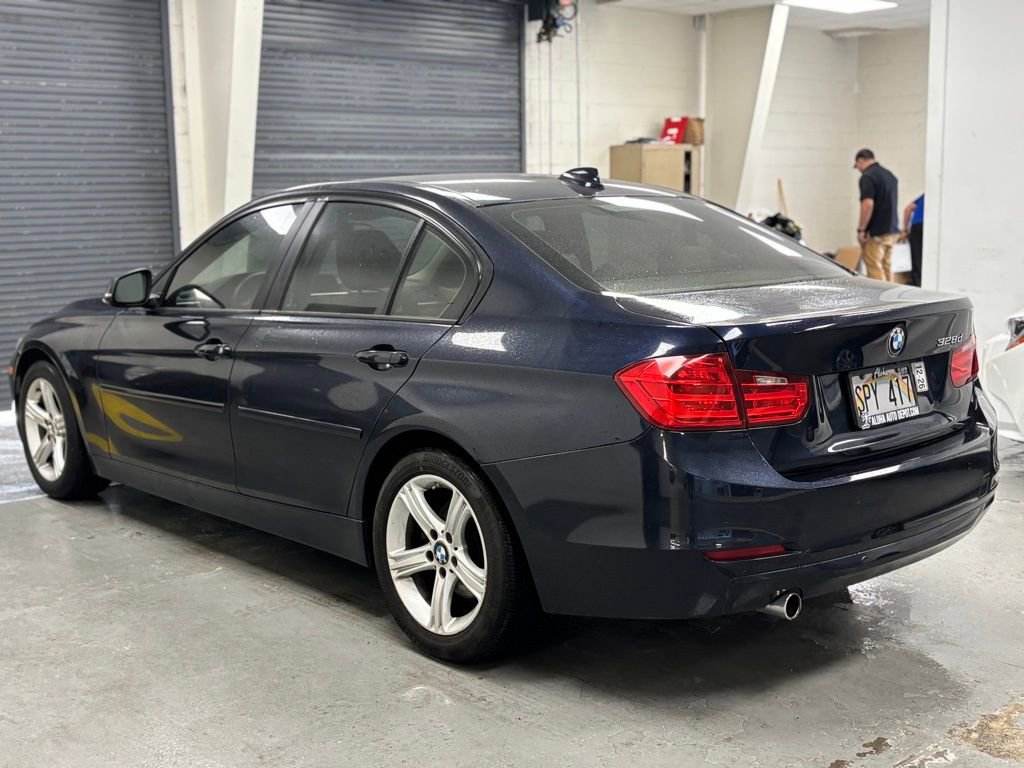 Used 2015 BMW 328d Sedan RWD image 2