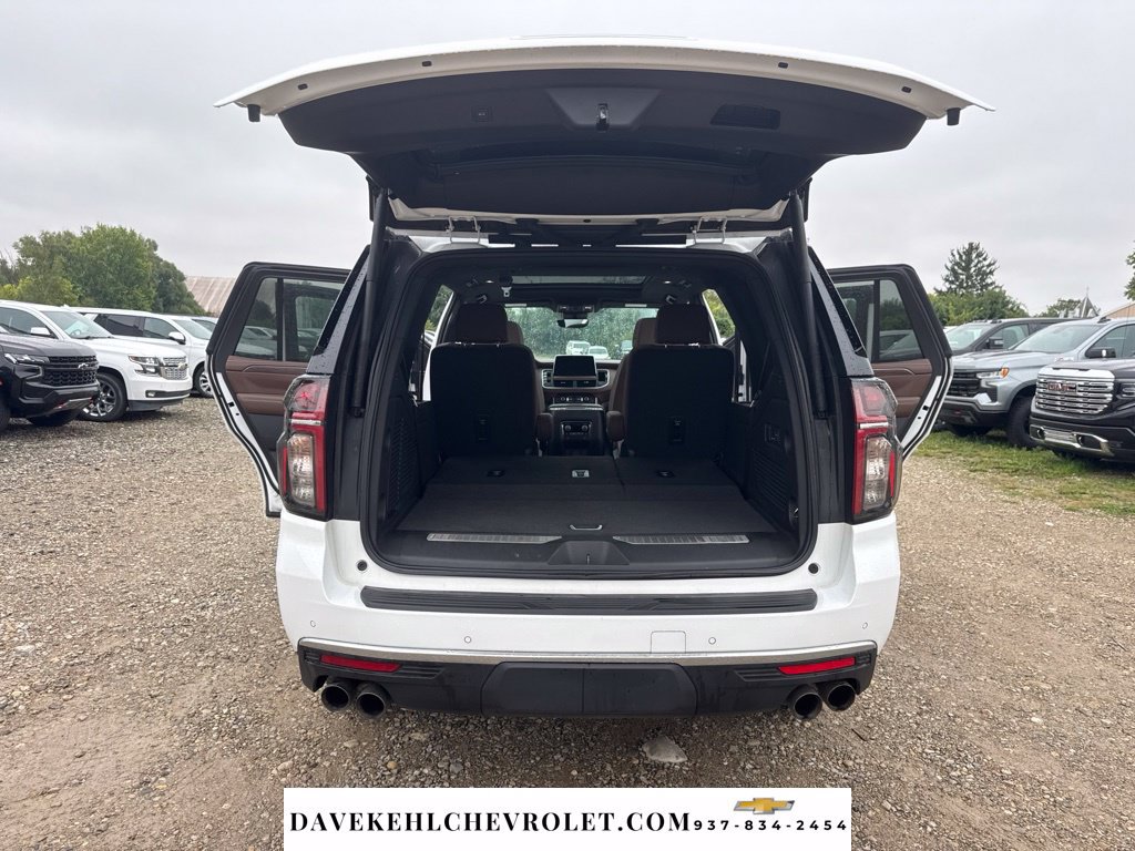 Used 2024 Chevrolet Tahoe High Country AWD/4WD image 39