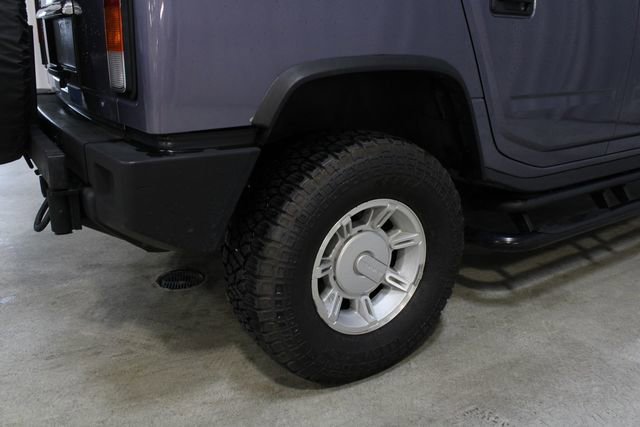Used 2004 HUMMER H2 w/ Preferred Equipment Group image 26