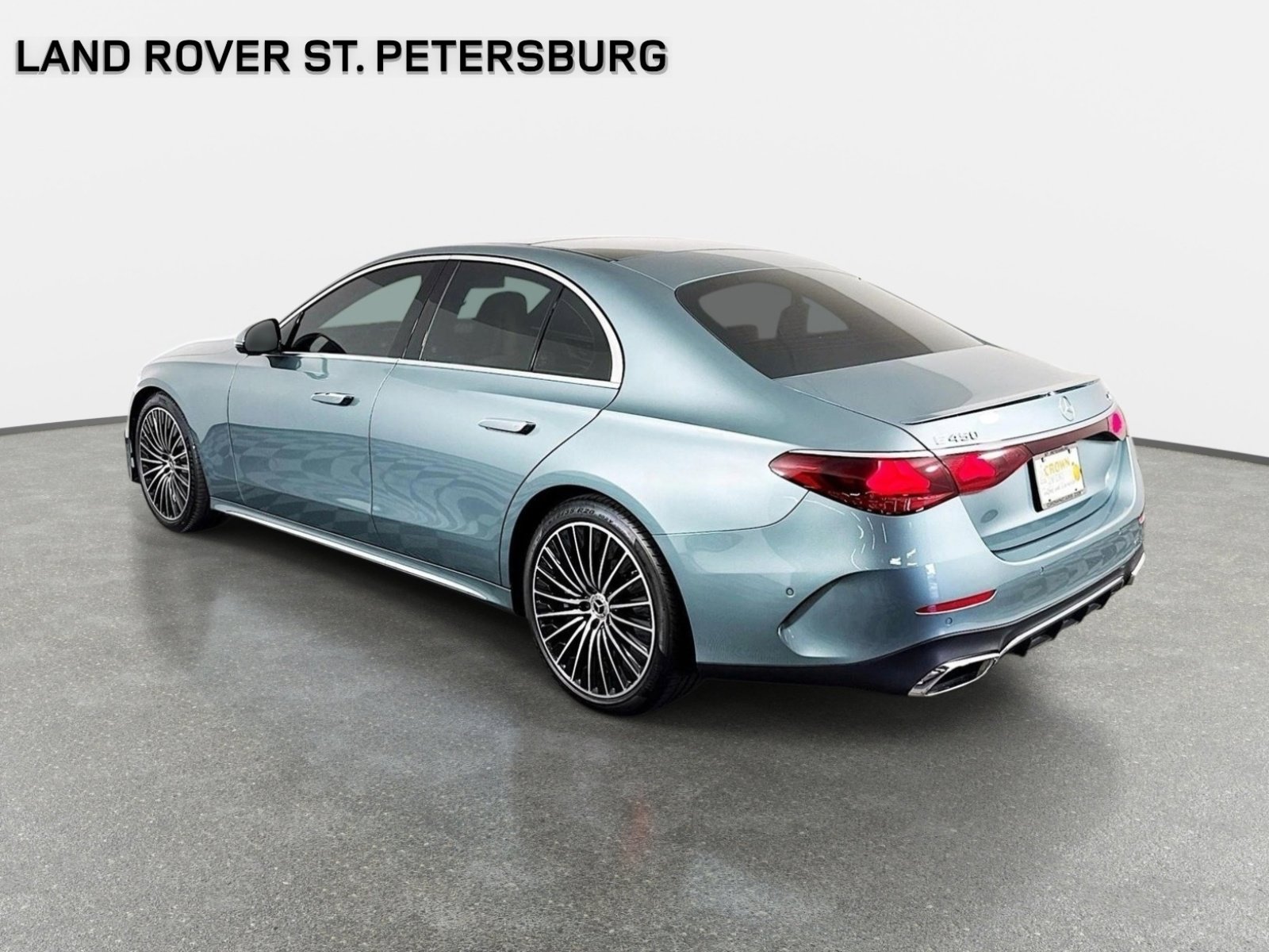 Used 2025 Mercedes-Benz E 450 4MATIC Sedan image 8