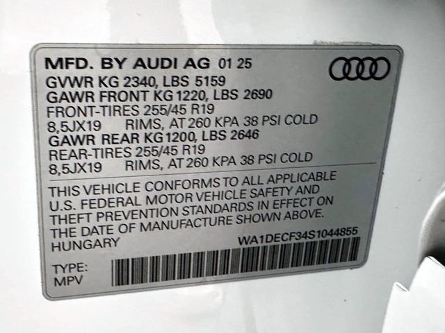 Used 2025 Audi Q3 2.0T Premium w/ Convenience Package AWD/4WD image 36