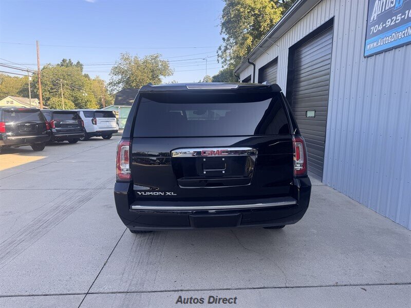 Used 2018 GMC Yukon XL Denali w/ Denali Ultimate Package RWD image 13