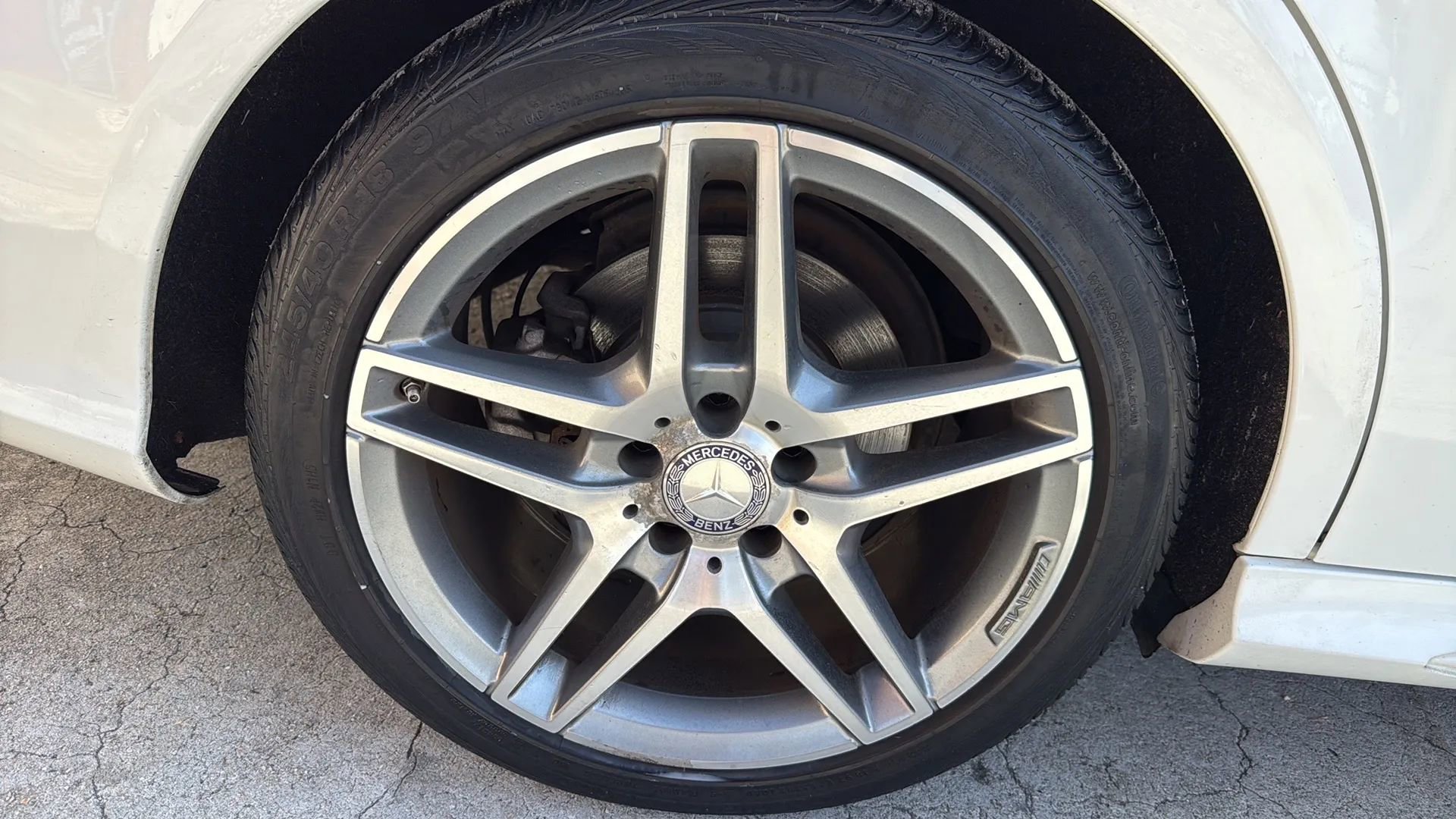 Used 2014 Mercedes-Benz E 350 4MATIC Sedan image 47