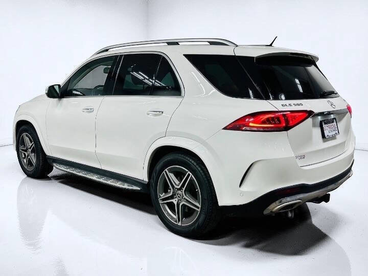 Used 2020 Mercedes-Benz GLE 580 4MATIC w/ Parking Assist Package image 5