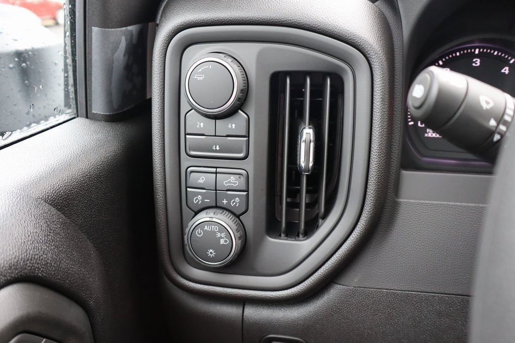 New 2025 Chevrolet Silverado 2500 Custom w/ Custom Value Package image 12