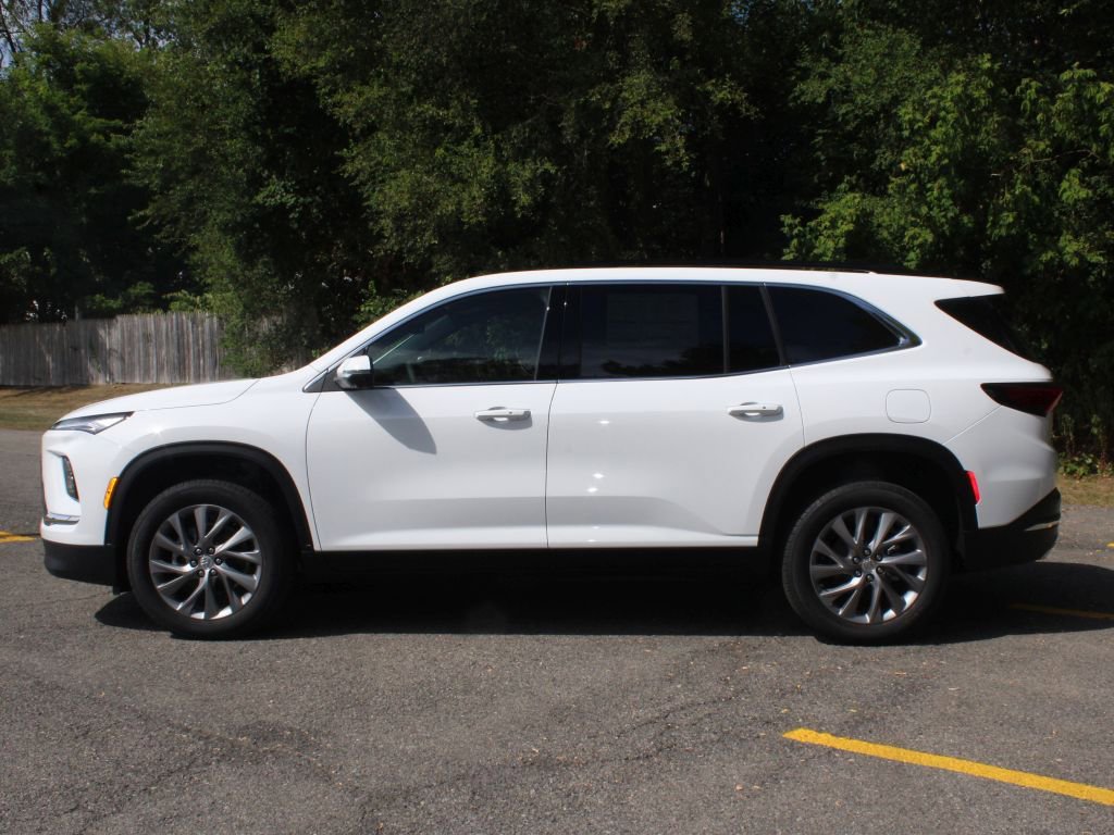 New 2026 Buick Enclave Preferred image 2