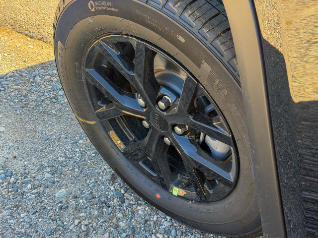 New 2026 Jeep Grand Cherokee Altitude AWD/4WD image 10