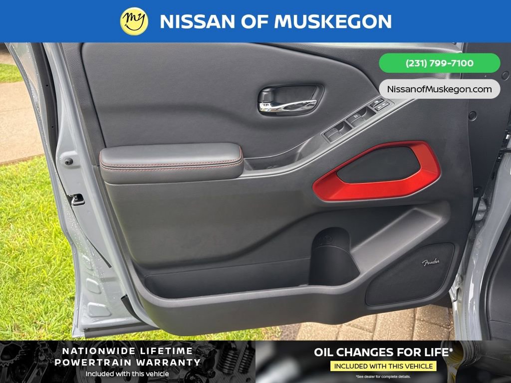 New 2025 Nissan Frontier PRO-4X w/ Pro Premium Package image 9