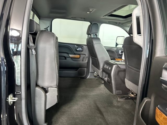 Used 2018 Chevrolet Silverado 2500 High Country w/ Duramax Plus Package image 46