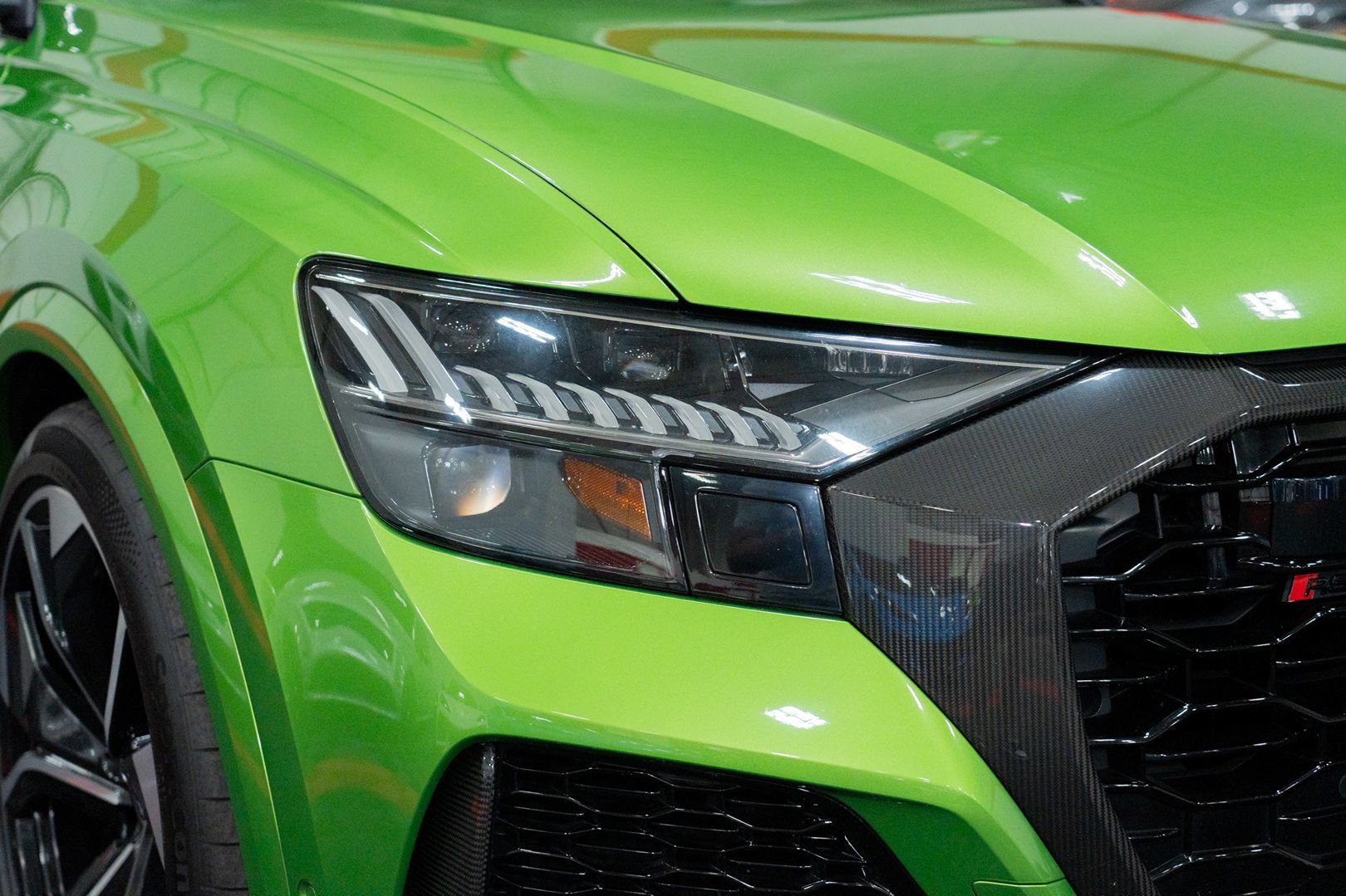 Used 2023 Audi RS Q8 w/ Black Optic Package AWD/4WD image 12