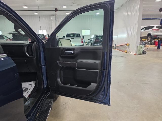 Used 2022 Chevrolet Silverado 1500 LTZ AWD/4WD image 29