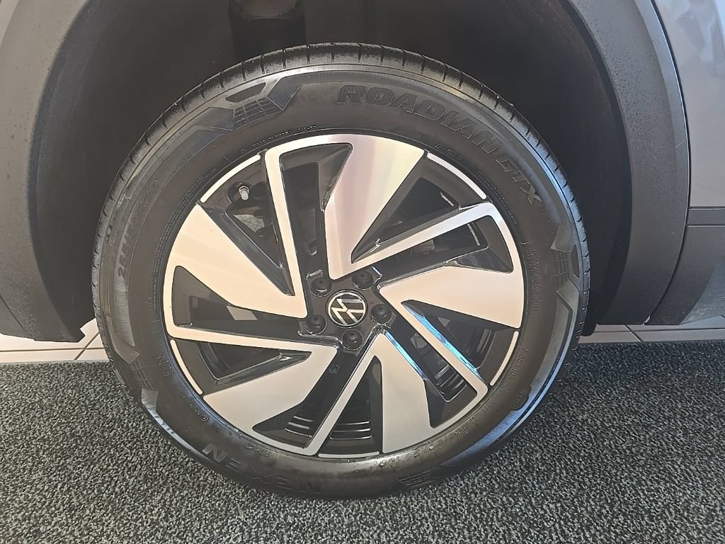 Used 2024 Volkswagen Atlas SE AWD/4WD image 42
