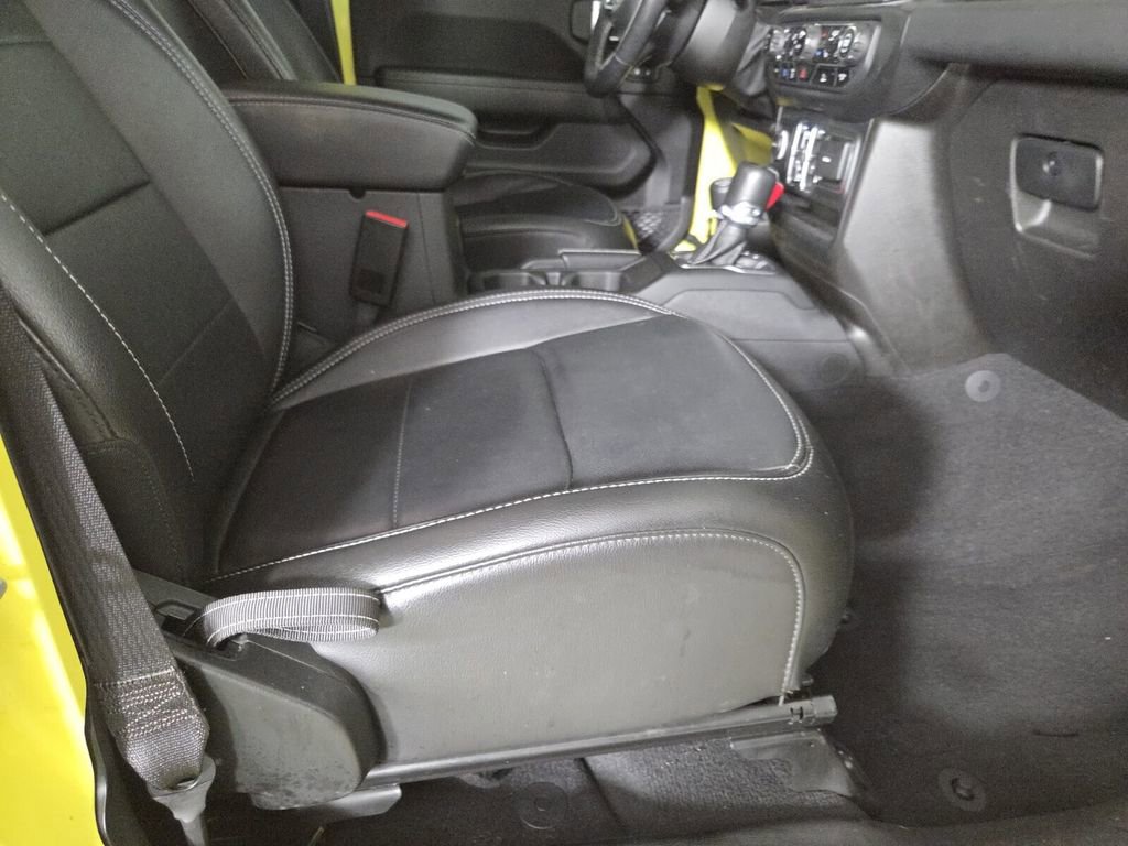 Certified 2023 Jeep Wrangler Sahara w/ Cold Weather Group image 35