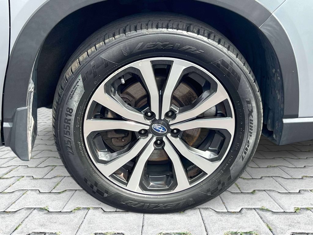 Used 2019 Subaru Forester Limited AWD/4WD image 7