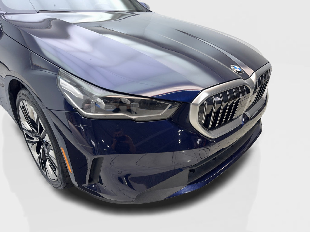Used 2024 BMW 530i w/ Executive Package RWD image 19