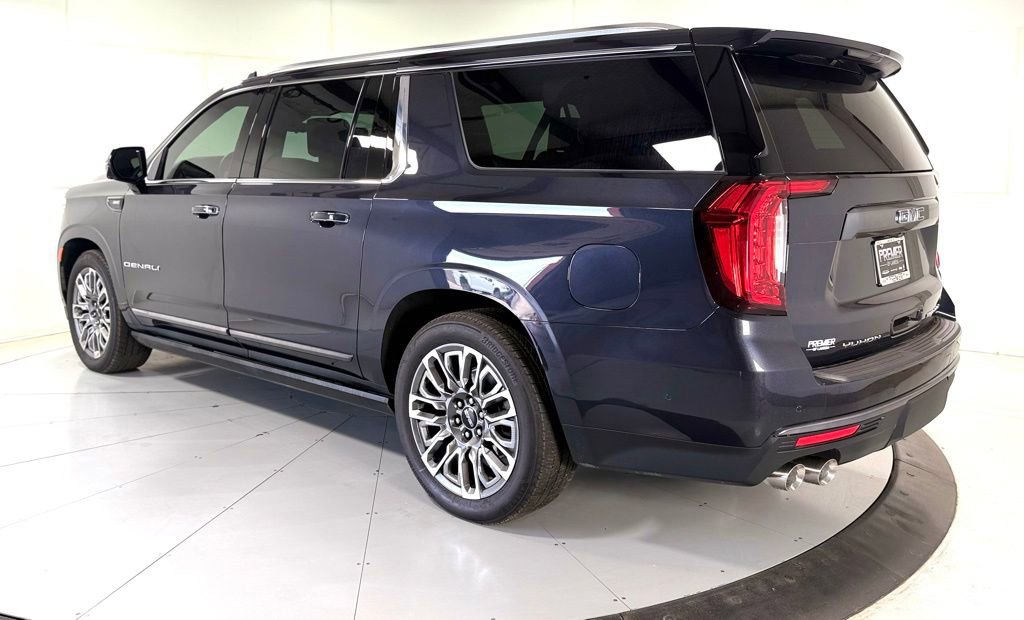 Used 2024 GMC Yukon XL Denali Ultimate image 7