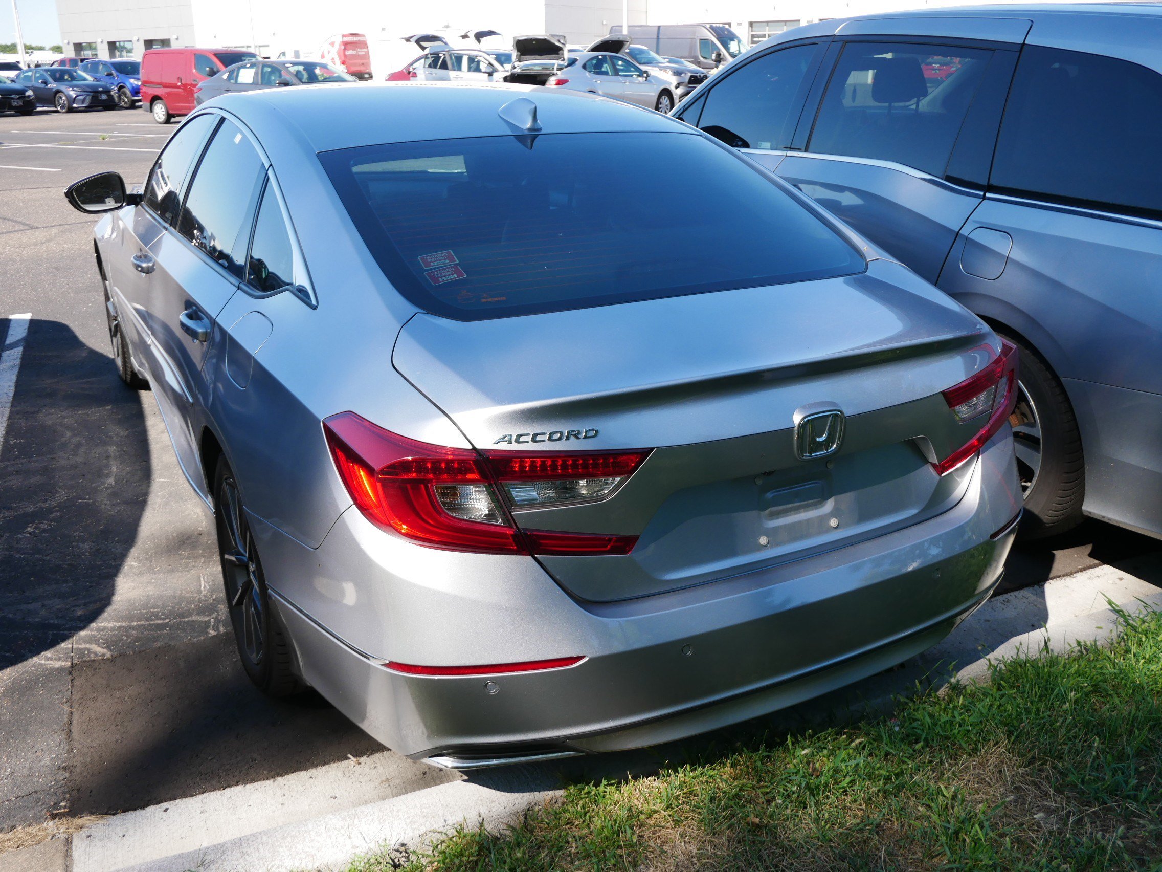Used 2021 Honda Accord EX-L image 6