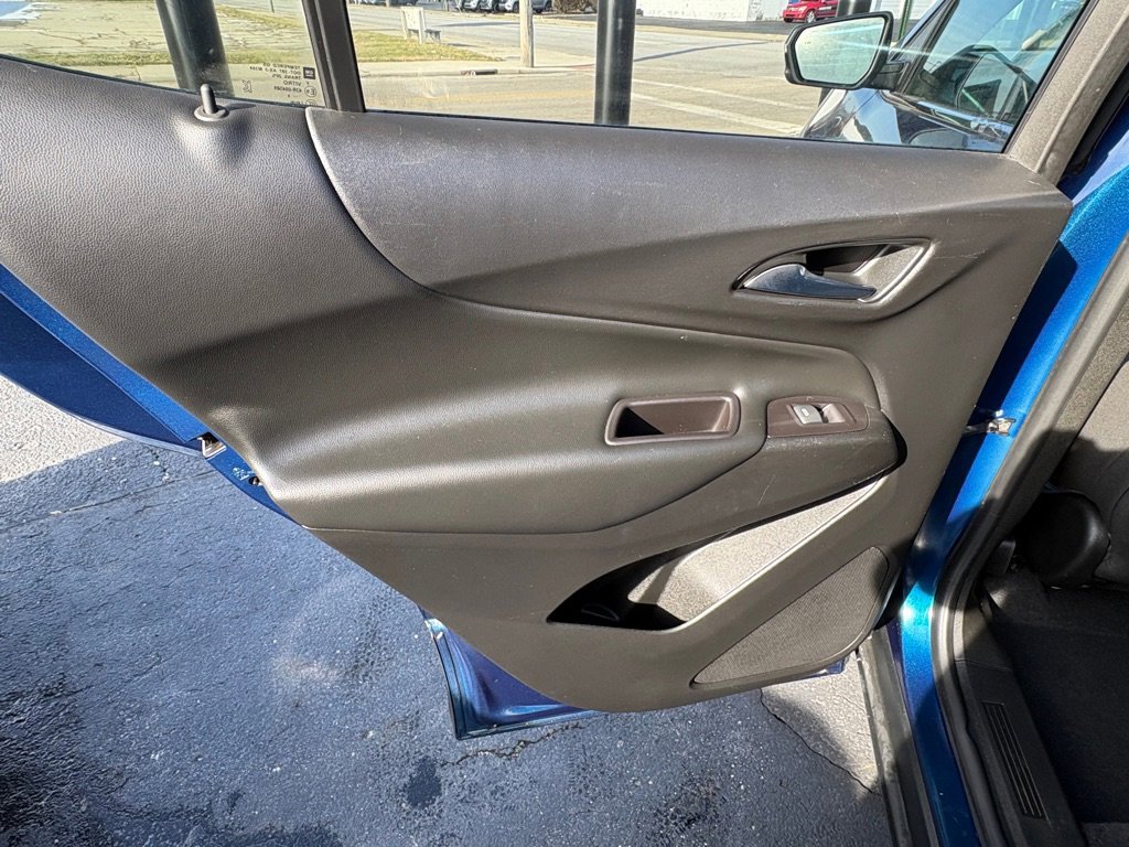 Used 2019 Chevrolet Equinox LT image 11