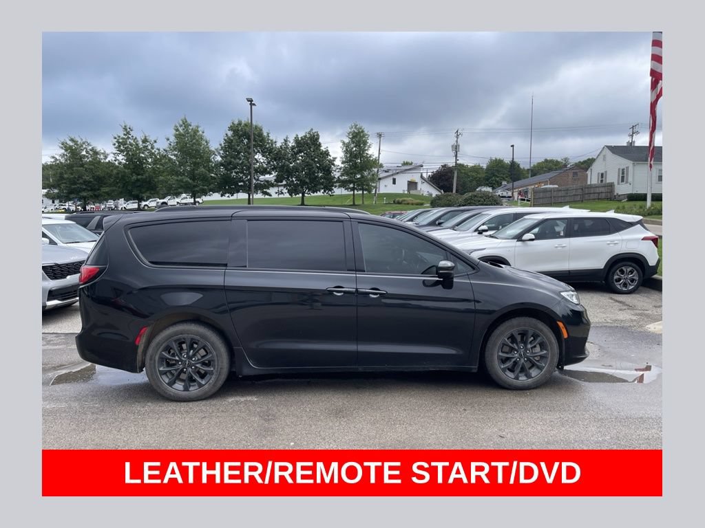 Used 2021 Chrysler Pacifica Touring-L w/ S Appearance Package AWD/4WD image 1