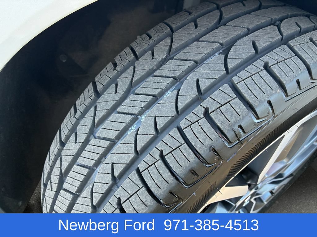 Used 2024 Cadillac XT5 Sportv w/ Platinum Package AWD/4WD image 9