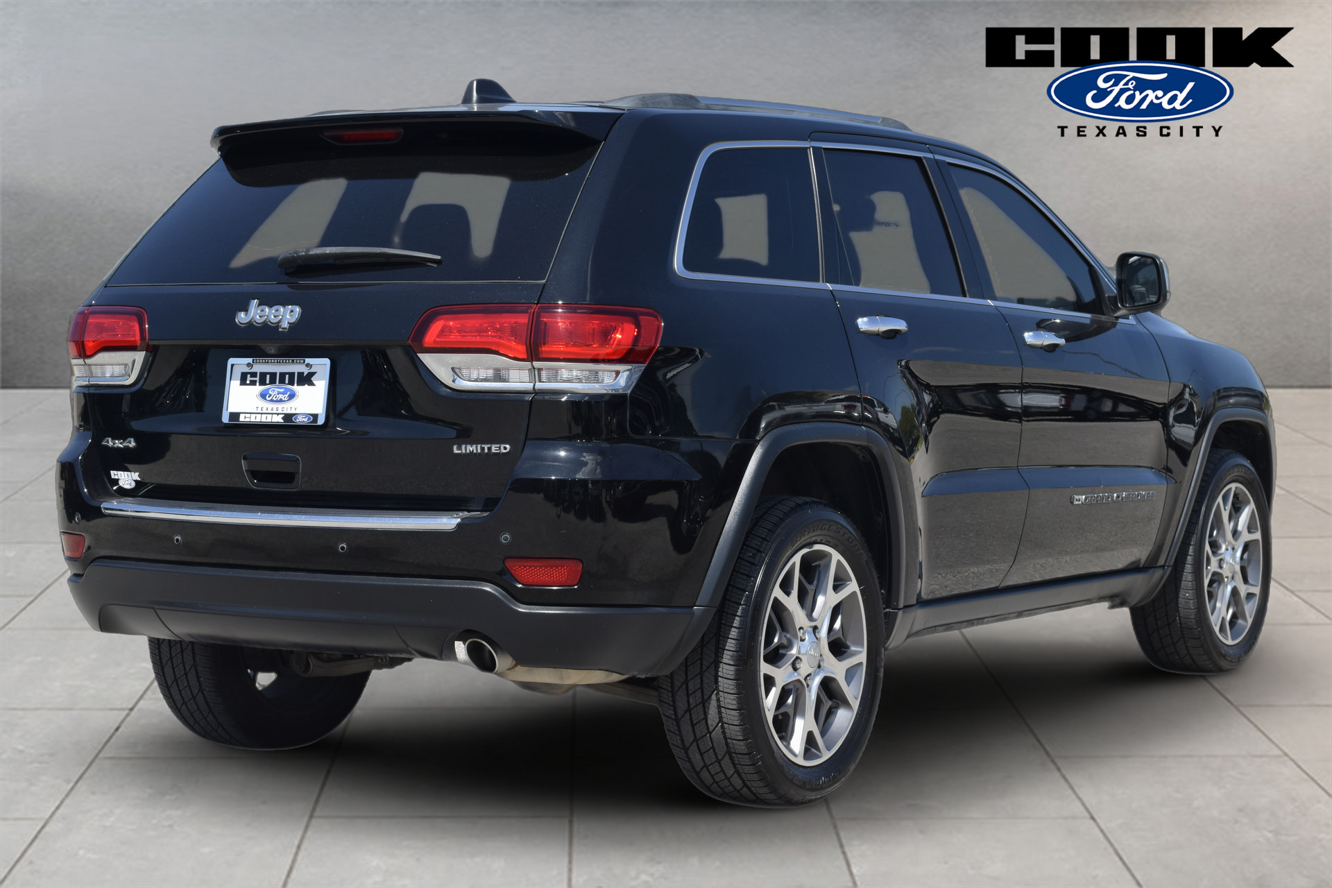Used 2022 Jeep Grand Cherokee Limited AWD/4WD image 3