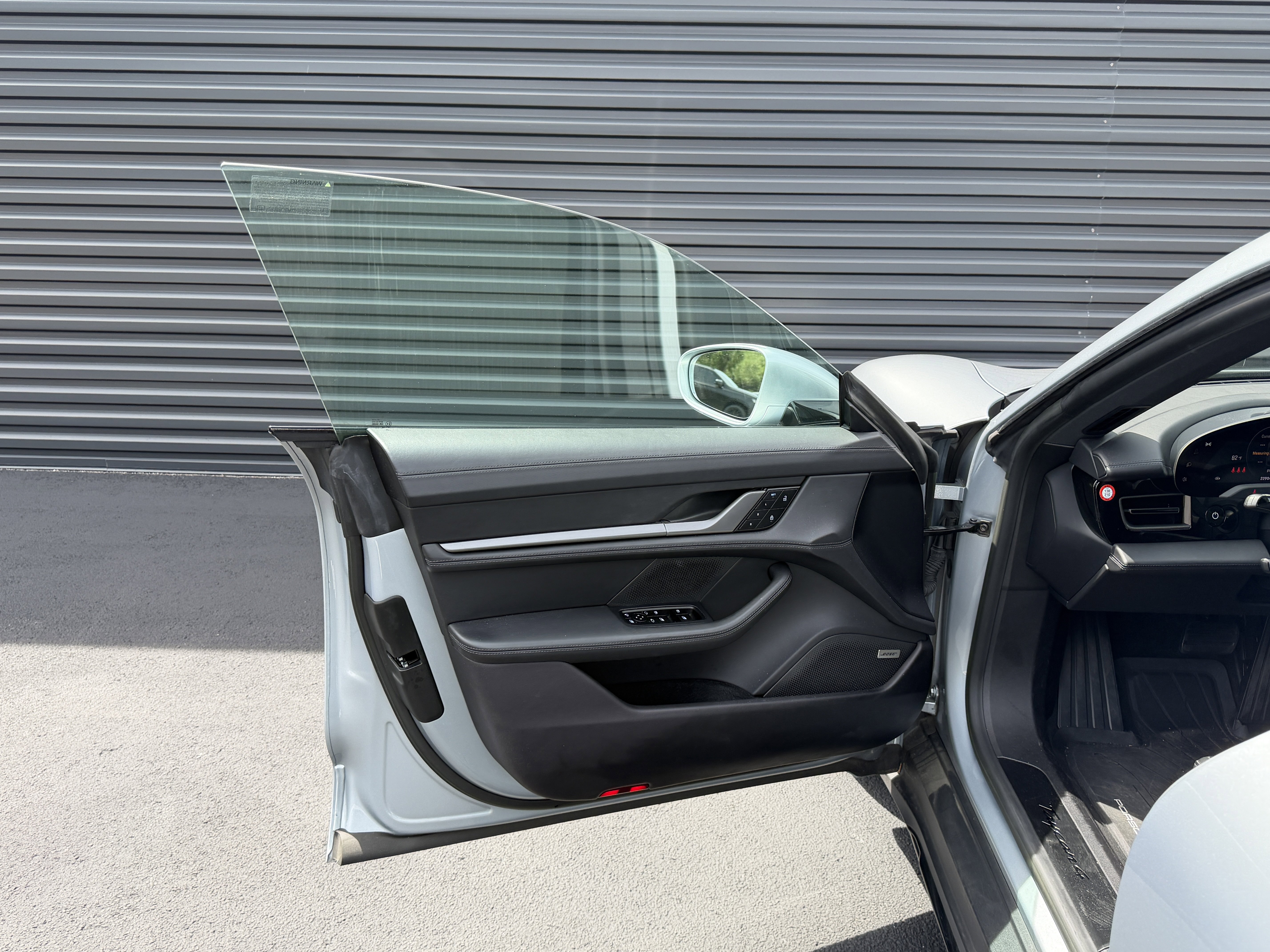 Used 2023 Porsche Taycan 4 Cross Turismo image 22