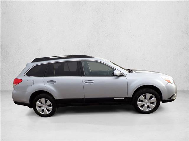 Used 2012 Subaru Outback 2.5i Premium w/ All-Weather Pkg image 5