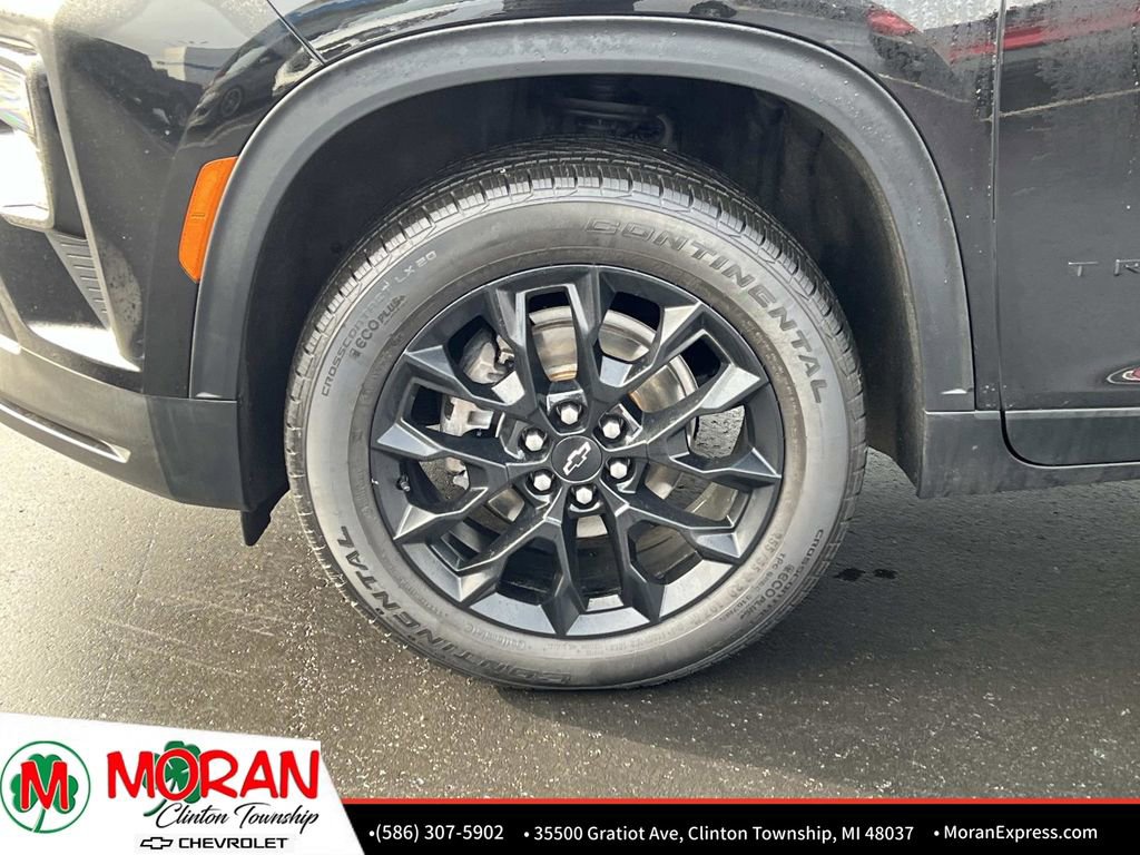 Certified 2024 Chevrolet Traverse LT w/ Midnight/Sport Edition image 10