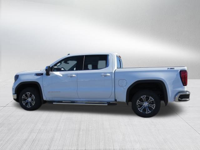 New 2026 GMC Sierra 1500 SLE image 7