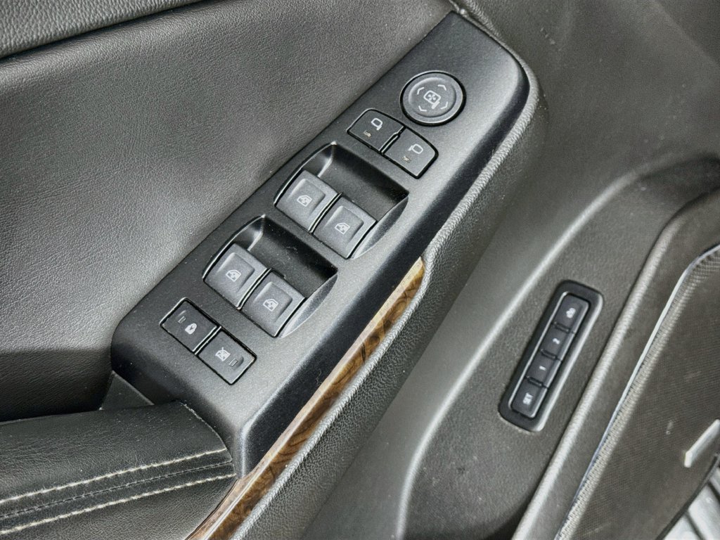 Used 2019 Chevrolet Tahoe LT RWD image 18