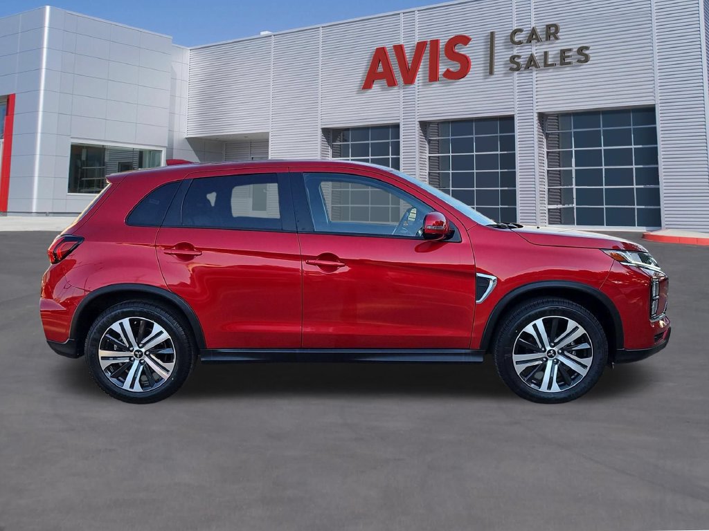 Used 2025 Mitsubishi Outlander Sport AWD image 5