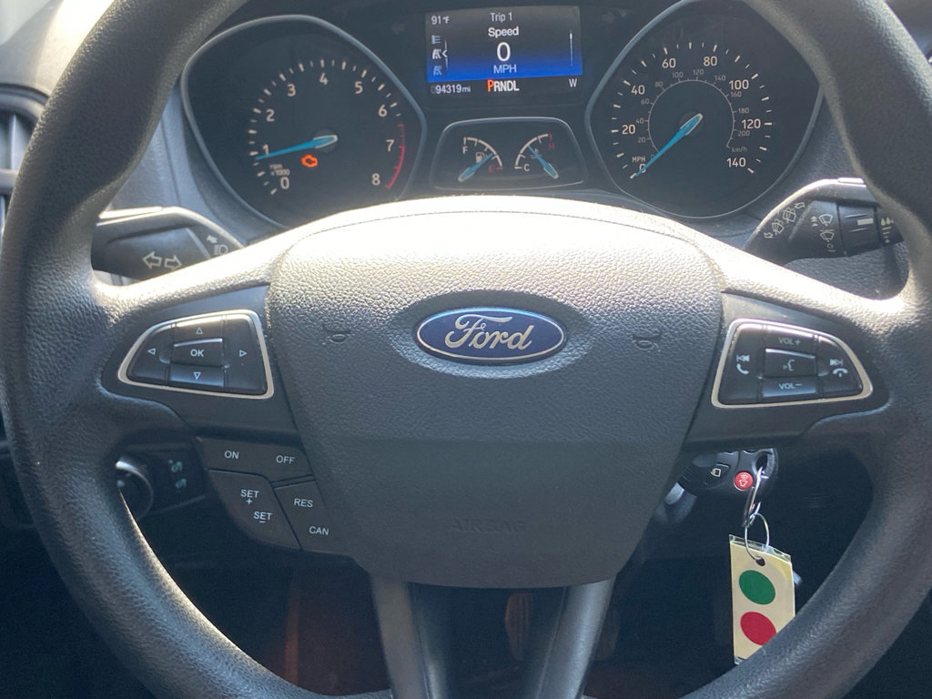 Used 2017 Ford Focus SE FWD image 29