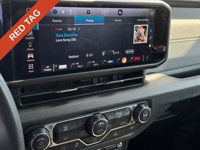 Used 2024 Jeep Wrangler Unlimited image 16