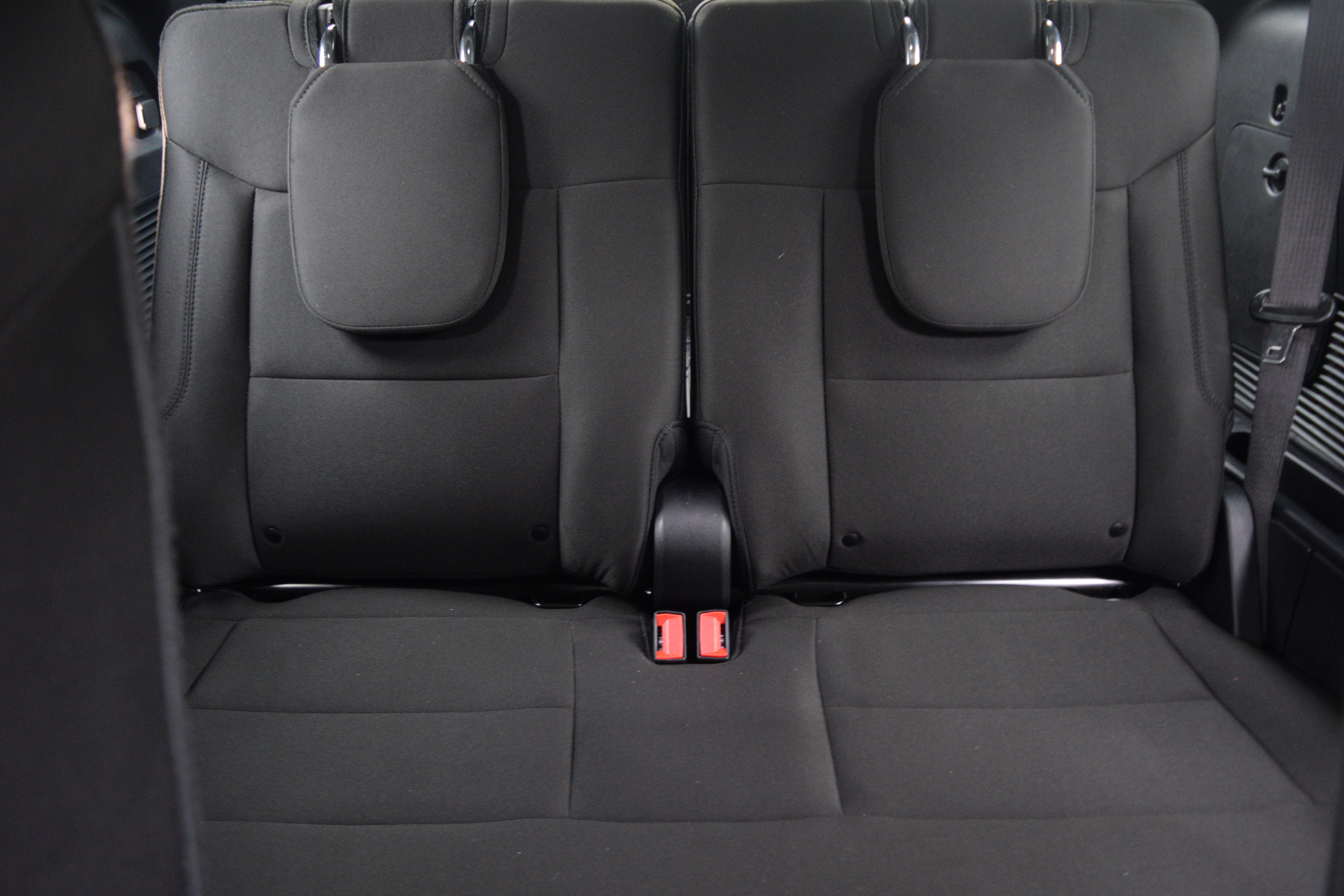 Used 2022 Ford Explorer XLT image 18