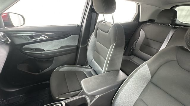 Used 2025 Chevrolet TrailBlazer LT w/ Driver Confidence Package image 13