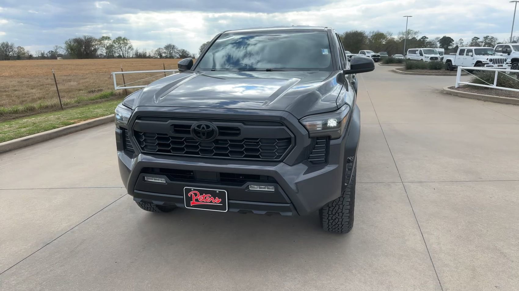 Used 2024 Toyota Tacoma TRD Off-Road AWD/4WD image 4
