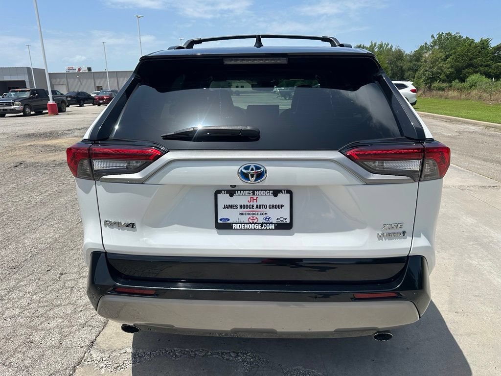 Used 2023 Toyota RAV4 XSE AWD/4WD image 6