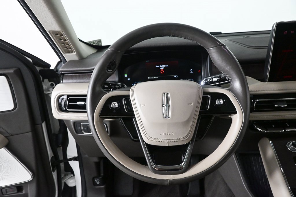 Used 2022 Lincoln Aviator Reserve w/ Equipment Group 201A video 2