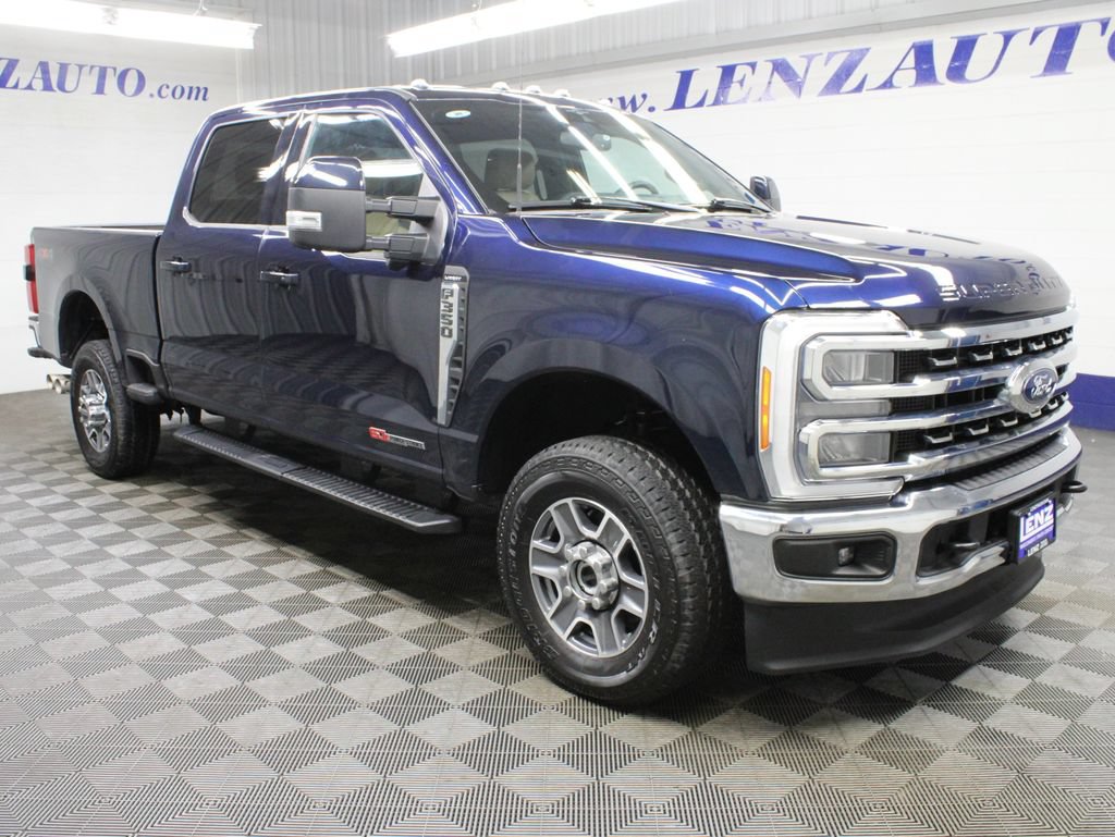 Used 2023 Ford F350 Lariat AWD/4WD image 3