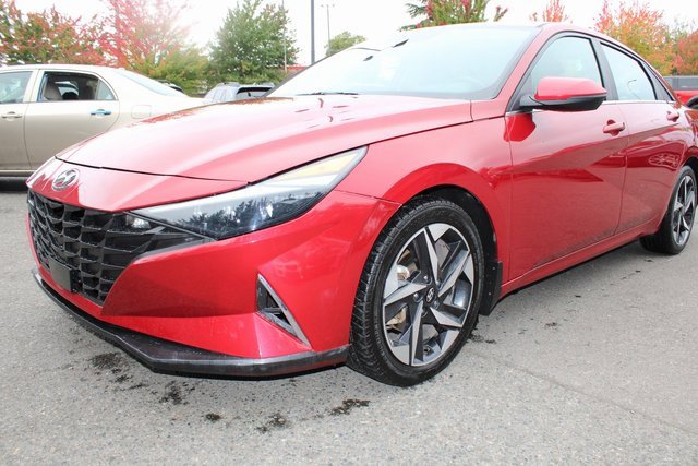 Used 2022 Hyundai Elantra Limited image 8