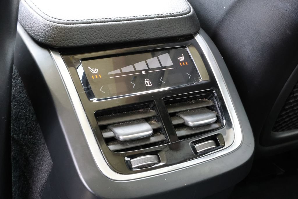 Used 2019 Volvo XC90 T6 Momentum w/ Advanced Package AWD/4WD image 23